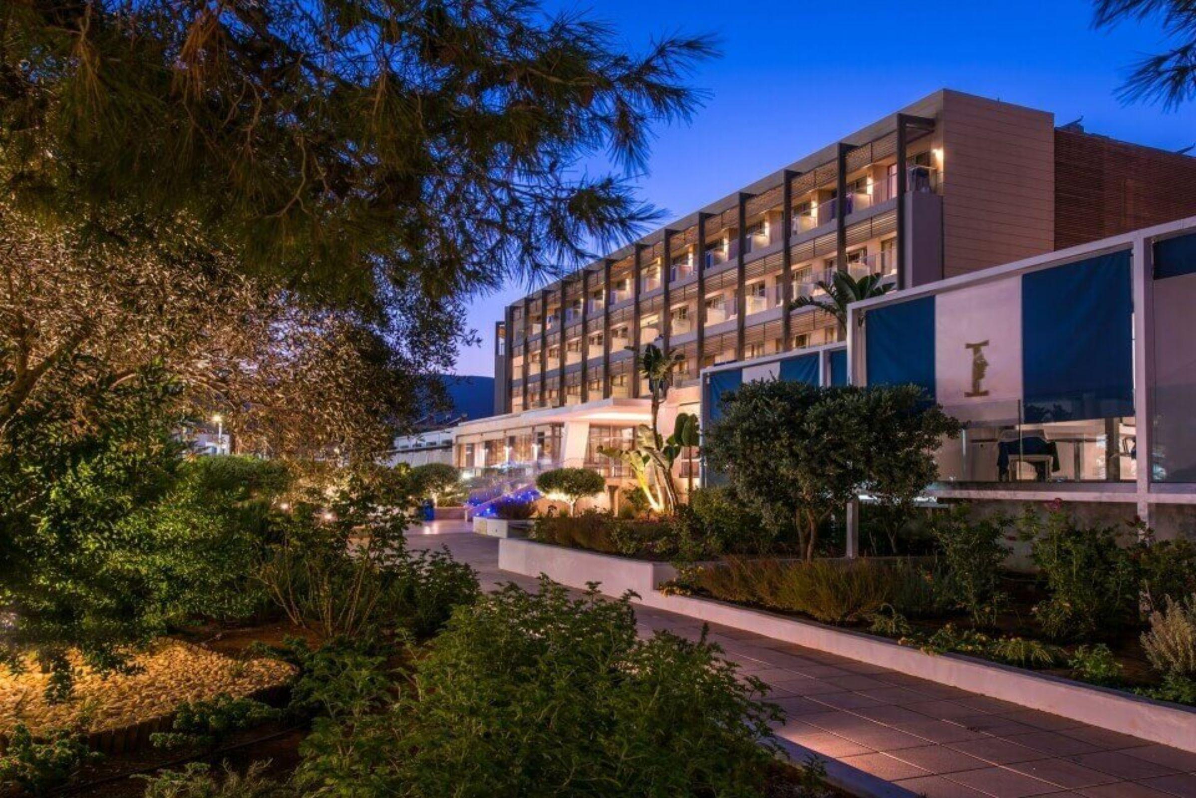I Resort Beach Hotel & Spa (Adults Only) Сталида Экстерьер фото